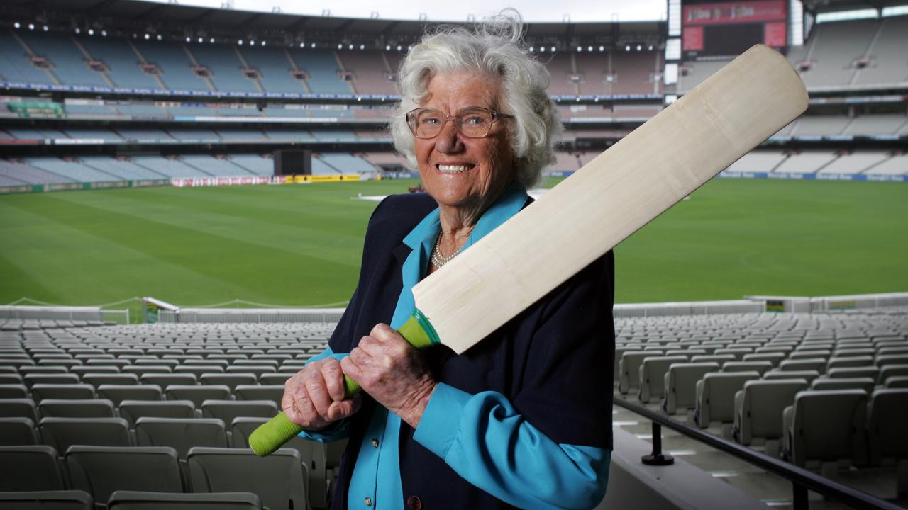 ‘MCG needs to catch up’: New cricket Hall of Famer’s push for statue of women’s legend