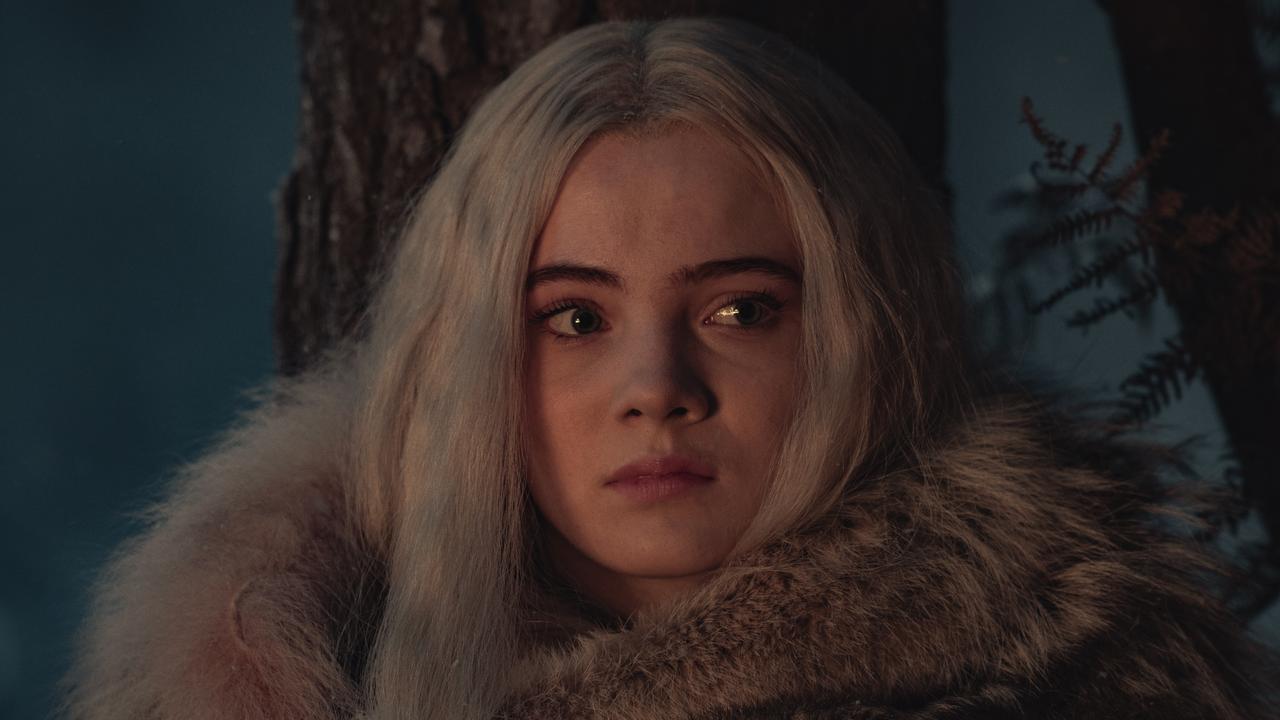 The Witcher Freya Allan And Anya Chalotra On Siri Yennefer And Henry Cavill As James Bond