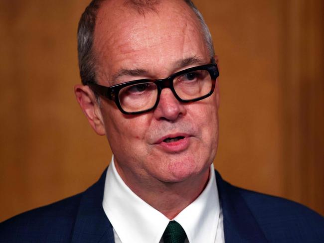 Britain's Chief Scientific Adviser Patrick Vallance speaks during a virtual press conference on the novel coronavirus pandemic inside 10 Downing Street in central London on October 22, 2020. - The UK government on Thursday improved its new jobs-support scheme after businesses hit by regional coronavirus lockdowns claimed it did not go far enough. (Photo by HENRY NICHOLLS / POOL / AFP)