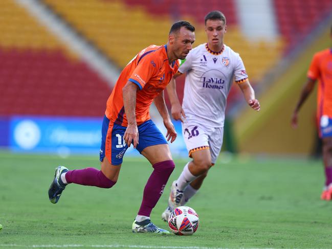 BRISBANE, AUSTRALIA – DECEMBER 21: Florin Berenguer of the Roar in action during the round nine A-League Men match between Brisbane Roar and Perth Glory at Suncorp Stadium, on December 21, 2024, in Brisbane, Australia. (Photo by Chris Hyde/Getty Images)