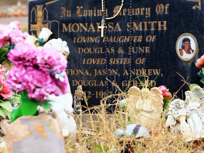 The grave site of Mona-Lisa Smith . Picture: Adam Taylor