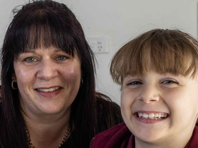 August 21, 2024: Natasha Famiglietti with her daughter Kiara Cavuoto (8) can do her homework with the free School Student Broadband Initiative in Murray Bridge.  Picture: Kelly Barnes