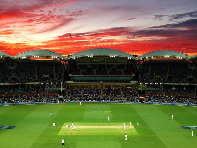 ADELAIDE, AUSTRALIA - DECEMBER 05:  A general view at sunset during day four of the Second Test match during the 2017/18 Ashes Series between Australia and England at Adelaide Oval on December 5, 2017 in Adelaide, Australia.  (Photo by Cameron Spencer/Getty Images) ***BESTPIX***