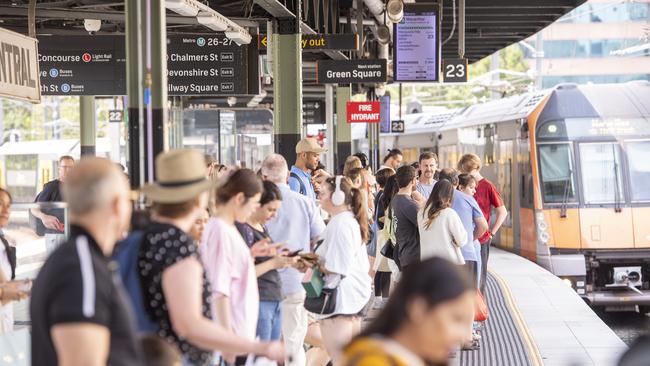 Commuters at central station wait for connecting trains as an industrial dispute slows travel plans. Picture: NewsWire / Jeremy Piper