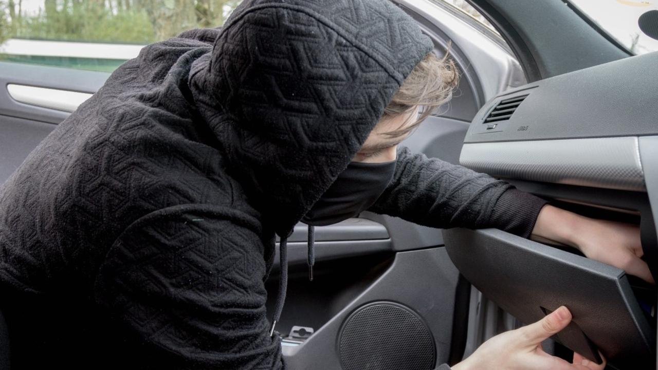 Teens charged over hammer bashing in Bendigo home invasion