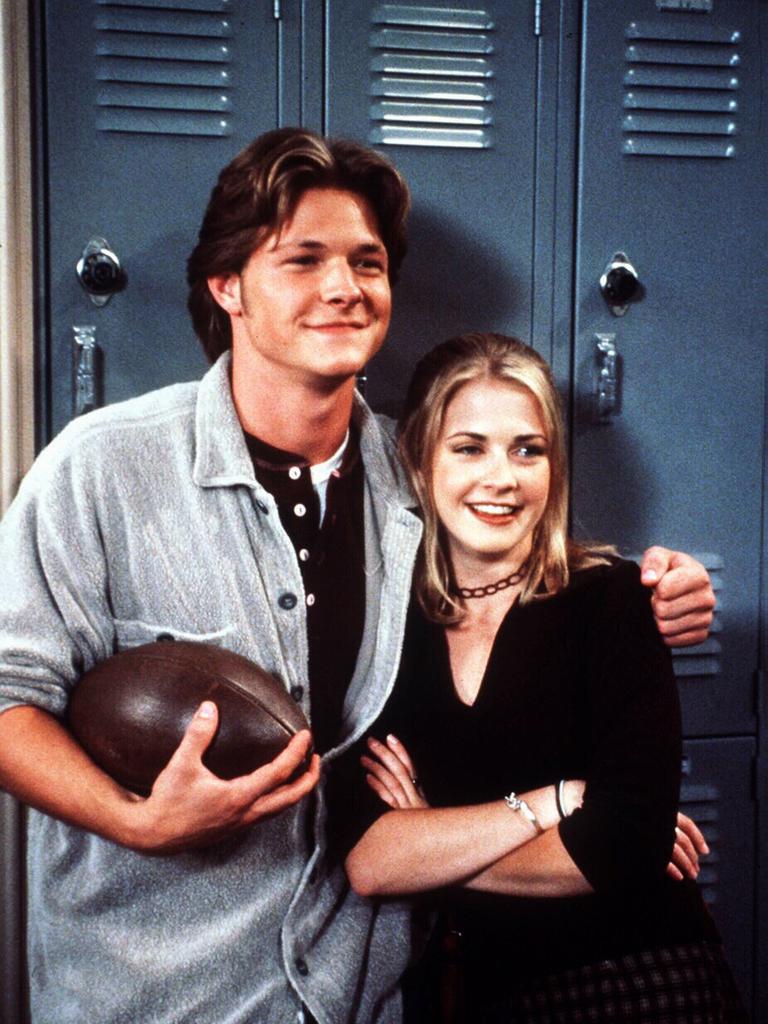 Melissa Joan Hart and Nate Richert in the original "Sabrina: The Teenage Witch". Picture: Warner