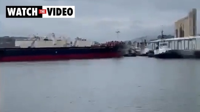 Cement Goliath crashes into two tugboats in Devonport