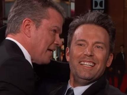 Affleck hilariously smuggles Damon onto Kimmel