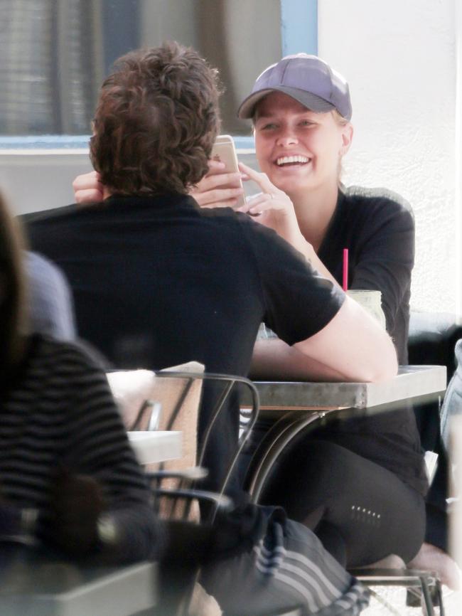 Sam and Lara over lunch in Santa Monica. Picture: Pacific Coast News/australscope