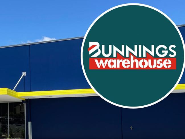 Bunnings logo inset on Tool Kit Depot Gympie.