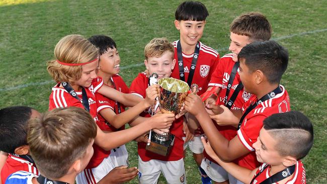 U12 Boys Gold 2023 FQ Junior Cup winners Gold Coast Knights. Picture: Patrick Woods.