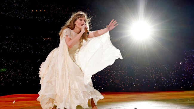 Taylor Swift performs onstage at Paycor Stadium on June 30, in Cincinnati, Ohio, the night Tori went into labour. Source: Getty Images