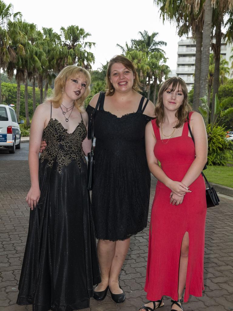 Imogen Oakes, Amber Hutchins &amp; Tiara-Lee Imber