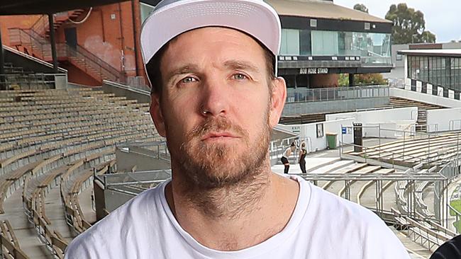 Dane Swan is calling on people to get vaccinated.