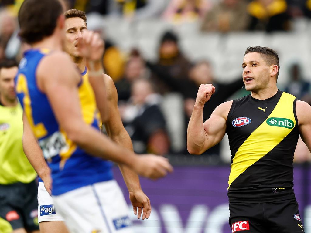 Richmond Tigers beat West Coast Eagles: AFL world reacts with