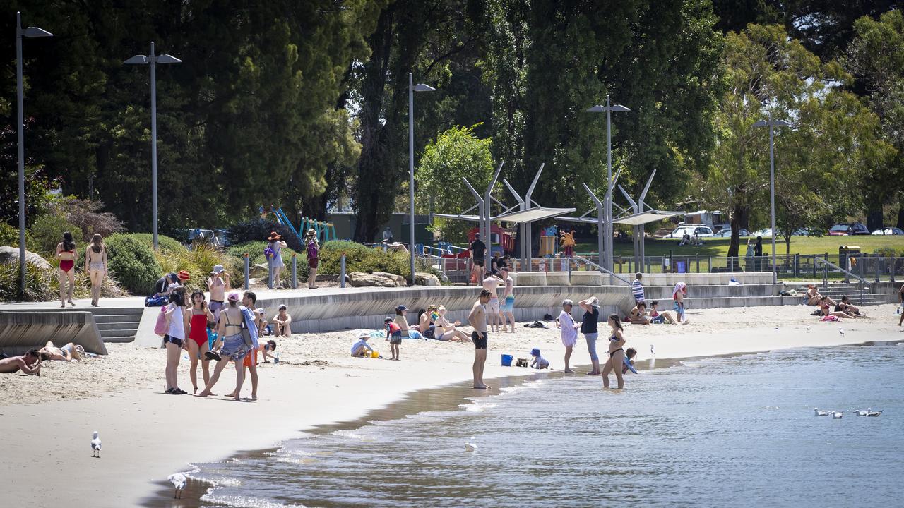 How hot will it get today? Tasmania’s temperatures are set to soar to ...