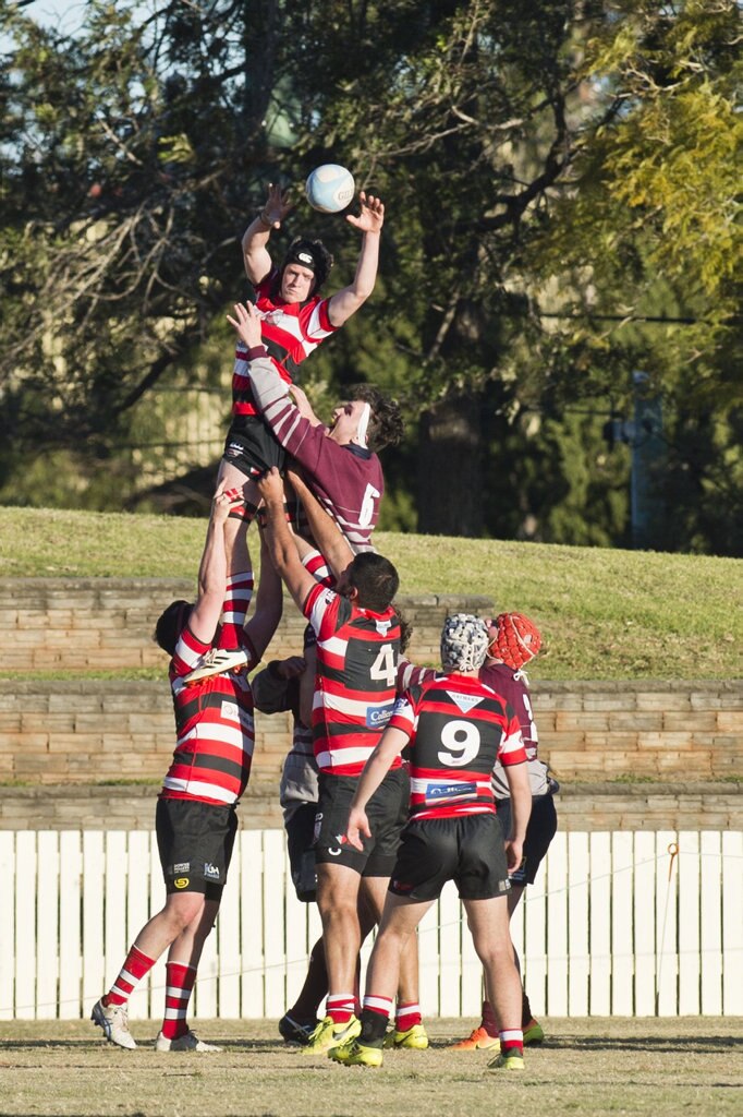 Stuart Bougoure at the top of the line out for Rangers. Picture: Nev Madsen