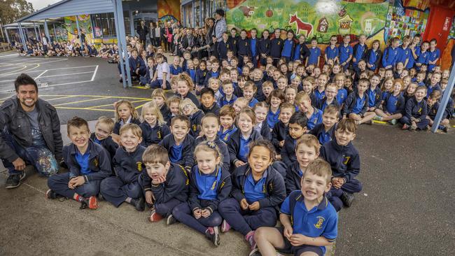 Warranwood Primary School’s new mural stretches almost 40m. Photo: Daniel Pockett