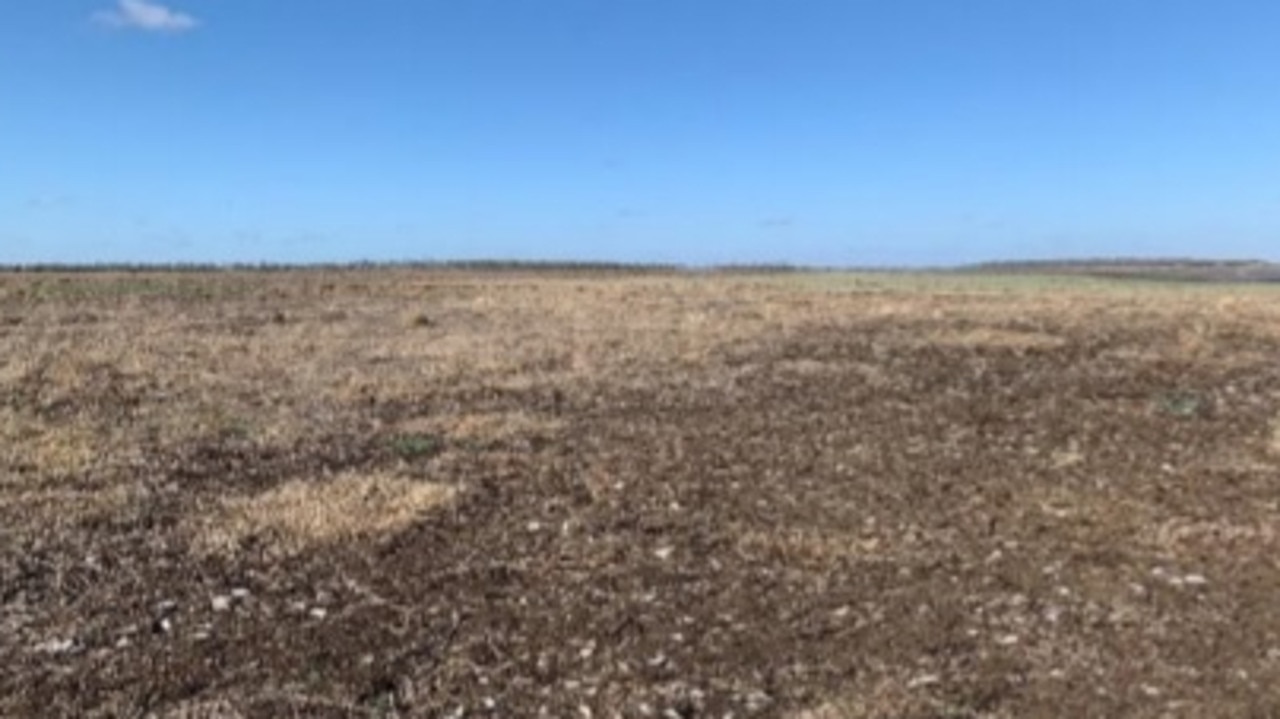 A project proposal has outlined the use of the extensive natural soil resource exposed at Fairbairn Dam when levels are low.