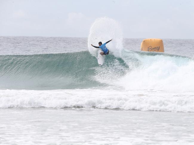 Bonsoy Gold Coast Pro at Snapper Rocks Heat 3. Photo of G Ribeiro. 27 April 2024 Coolangatta Picture by Richard Gosling