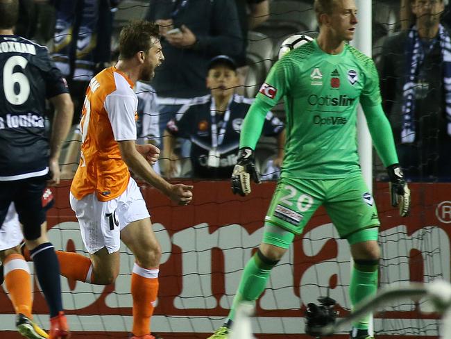 Brett Holman came off the Brisbane Roar bench to equalise against Victory late on.