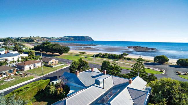 Wynyard on the northwest seaside town near Burnie