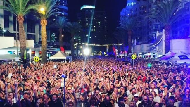 The view of the Blues on Broadbeach crowd from the stage on Sunday night as tweeted by Eric Burdon ‏@ericburdon with the caption: To all my fans in Australia! Thank you for making this tour a great success.