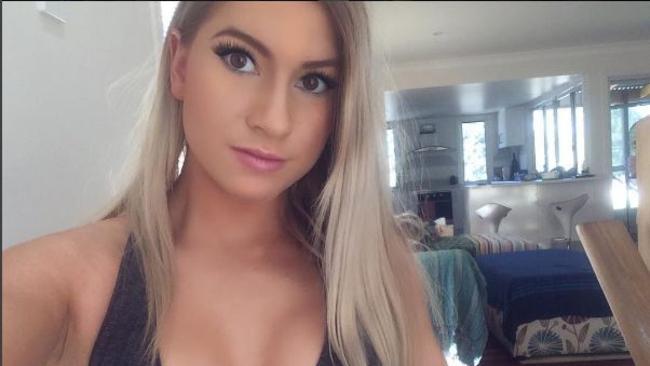 school girl nude selfie 18-year-old high schooler's nude selfies showcase addiction ...