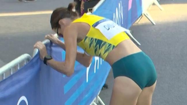 Paris 2024 Olympics. Australian marathon runner Sinead Diver pulls out of the marathon.