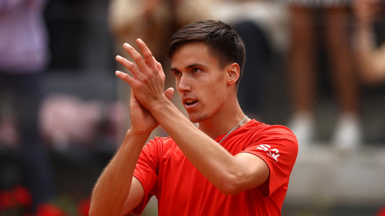 Alcaraz wins Italian Open debut to regain No. 1 and secure Roland Garros  top seed – Winnipeg Free Press