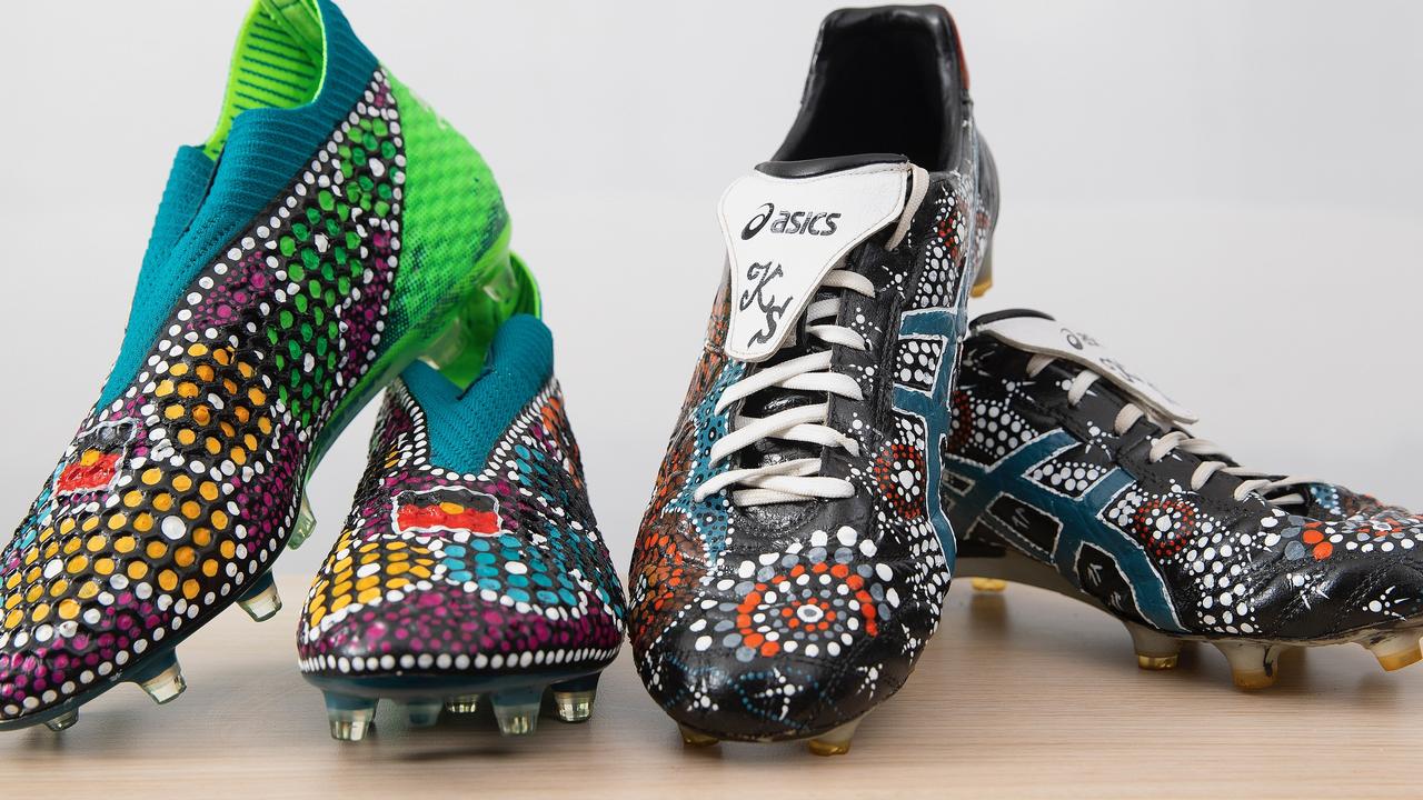 Asics aboriginal hotsell football boots