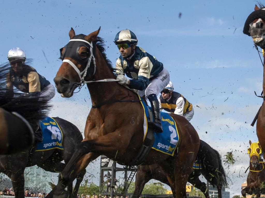 Melbourne Racing: Caulfield Cup Day