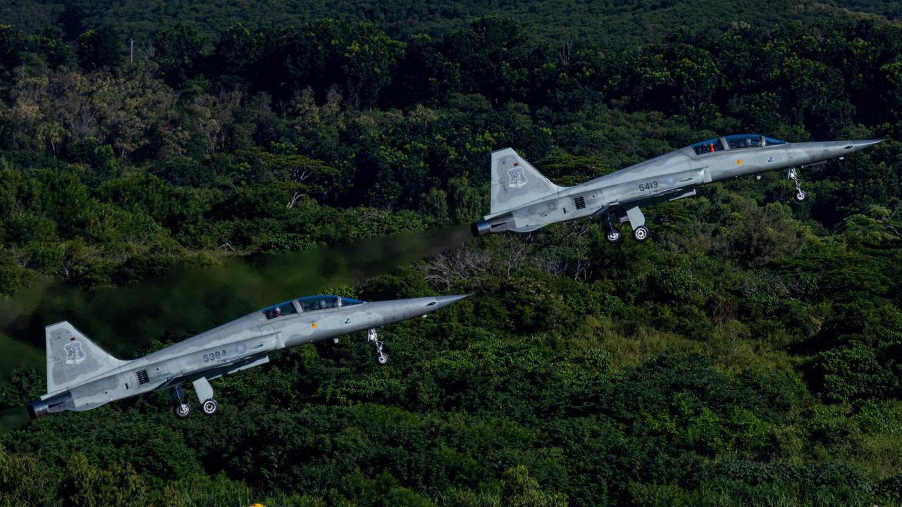 Taiwanese F-5 fighter jets are seen after taking off from Chihhang Air Base on August 6, 2022. Picture: Annabelle Chih/Getty Images