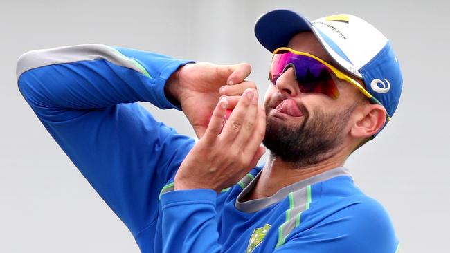 Nathan Lyon training for the Sydney Test. Picture: Gregg Porteous