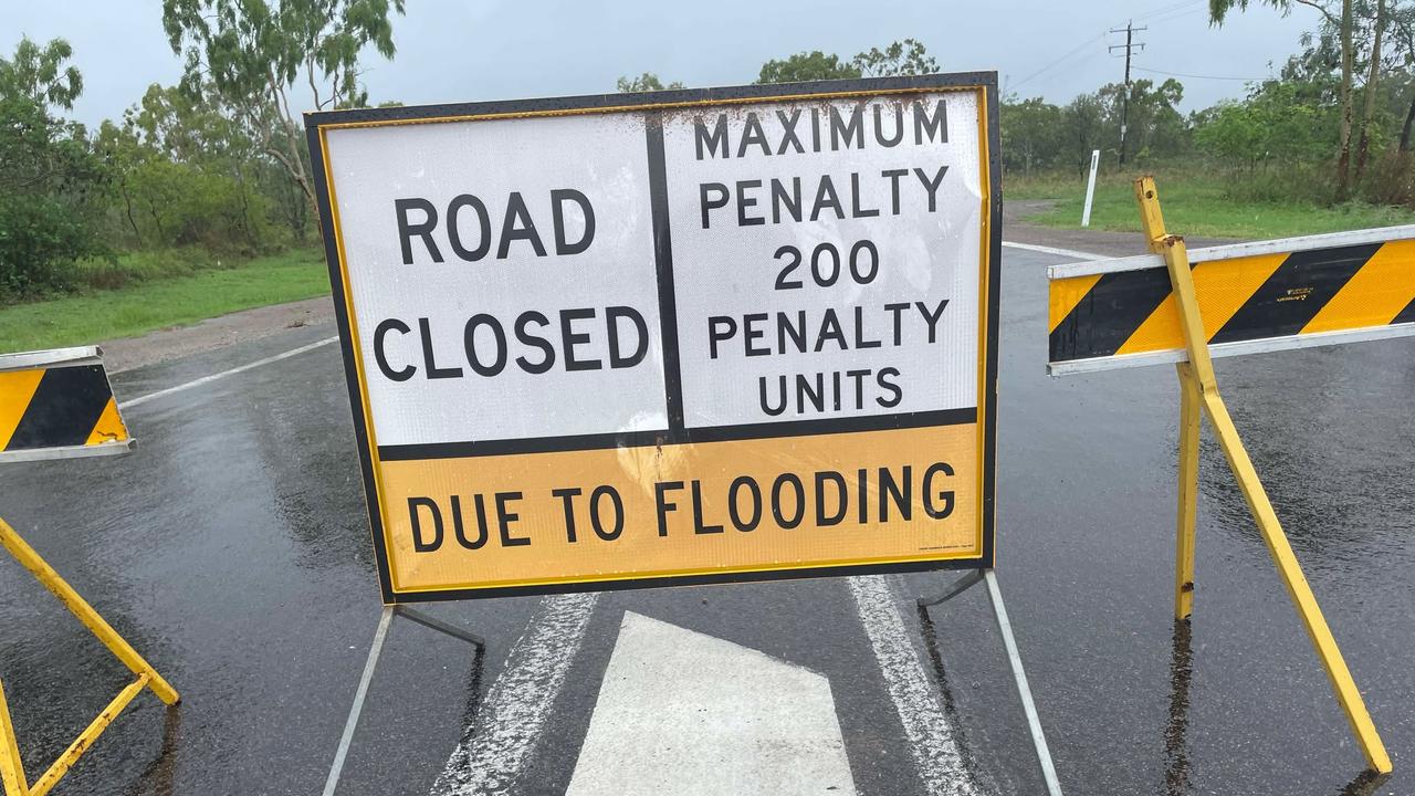 Road sign closures at Woodstock-Giru Rd.