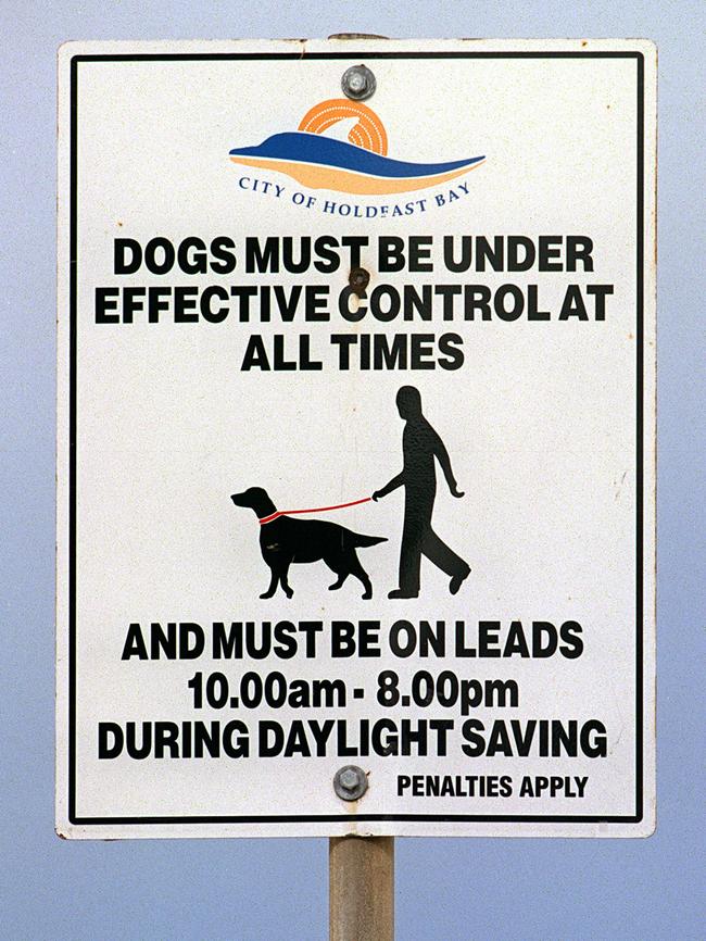 A dog-on-leash sign from Holdfast Bay.