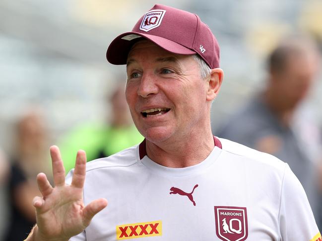 Paul Green and the Queensland Origin team go through their paces during the Captains run at Queensland Country Bank Stadium in Townsville. Pics Adam Head