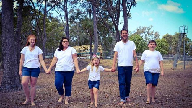 FIGHTER: Bundaberg mum Sally Weller wants her children to know she fought as hard as she could to be there for them. Mrs Weller has terminal cancer and is expected to pass away within days.  She is pictured here with her husband Gavin, son Tylah, daughter Laylah and step-daughter Tatum Holt. Picture: Contributed