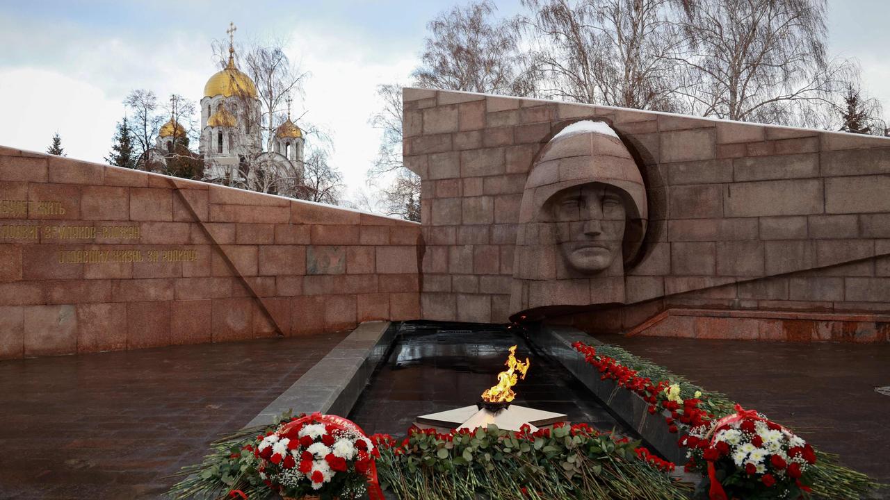 Flowers laid in memory of 89 Russian soldiers that Russia says were killed in a Ukrainian strike on Russian-controlled territory. (Photo by Arden Arkman / AFP)