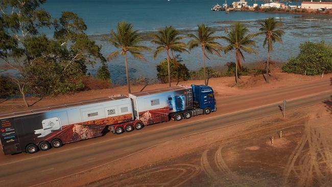 Heart of Australia trucks contains a mobile CT scanner for lung cancer screening. Image: ROADBOSS