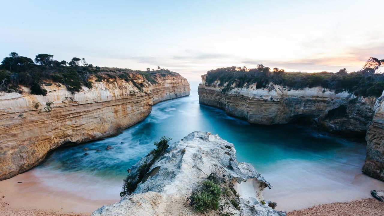 Beautiful seashore and cliffs during sunset along the Great Ocean Road in Victoria.