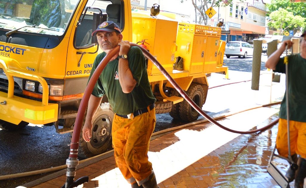 Rural Fire helping with cleanup in Mary St. . Picture: Renee Pilcher