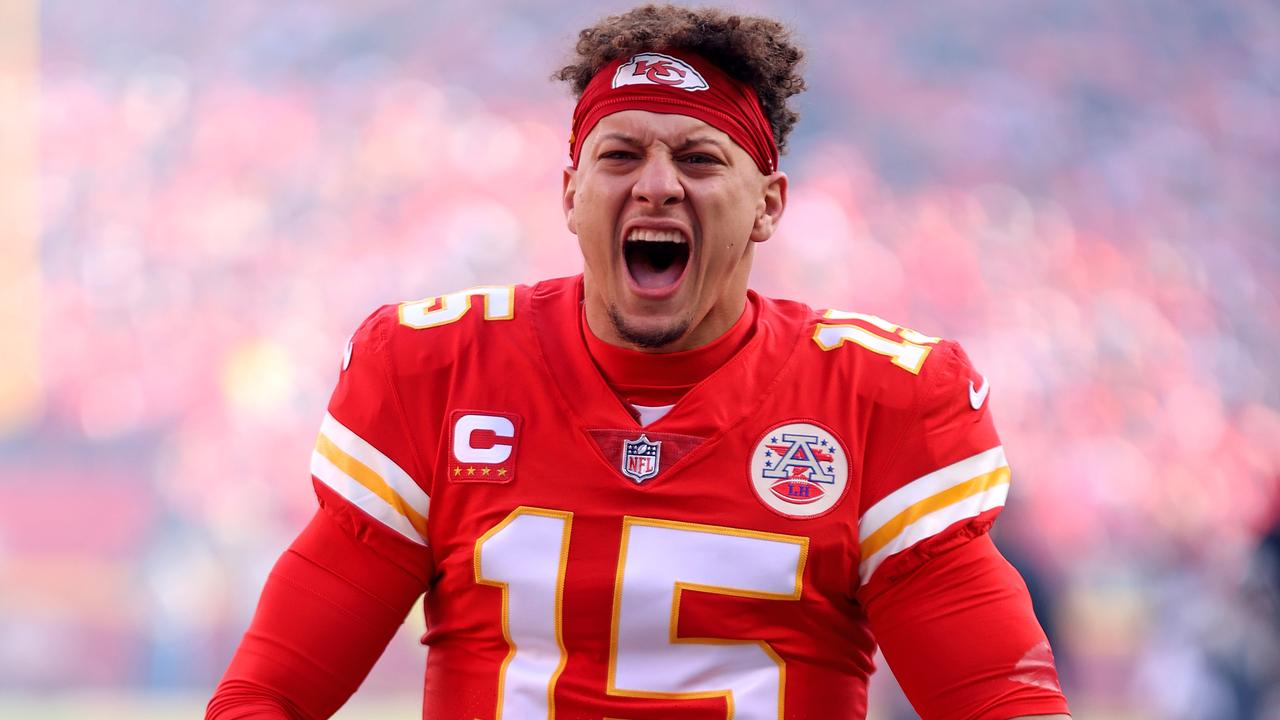 Patrick Mahomes Is the NFL's Half-Billion Dollar Quarterback. He's Still a  Bargain. - WSJ