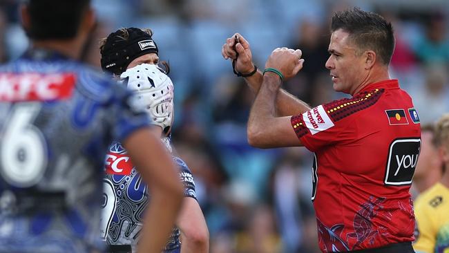 SYDNEY, AUSTRALIA - MAY 21: Reed Mahoney of the Bulldogs is placed on report by referee Chris Butler during the round 12 NRL match between Canterbury Bulldogs and Gold Coast Titans at Accor Stadium on May 21, 2023 in Sydney, Australia. (Photo by Cameron Spencer/Getty Images)