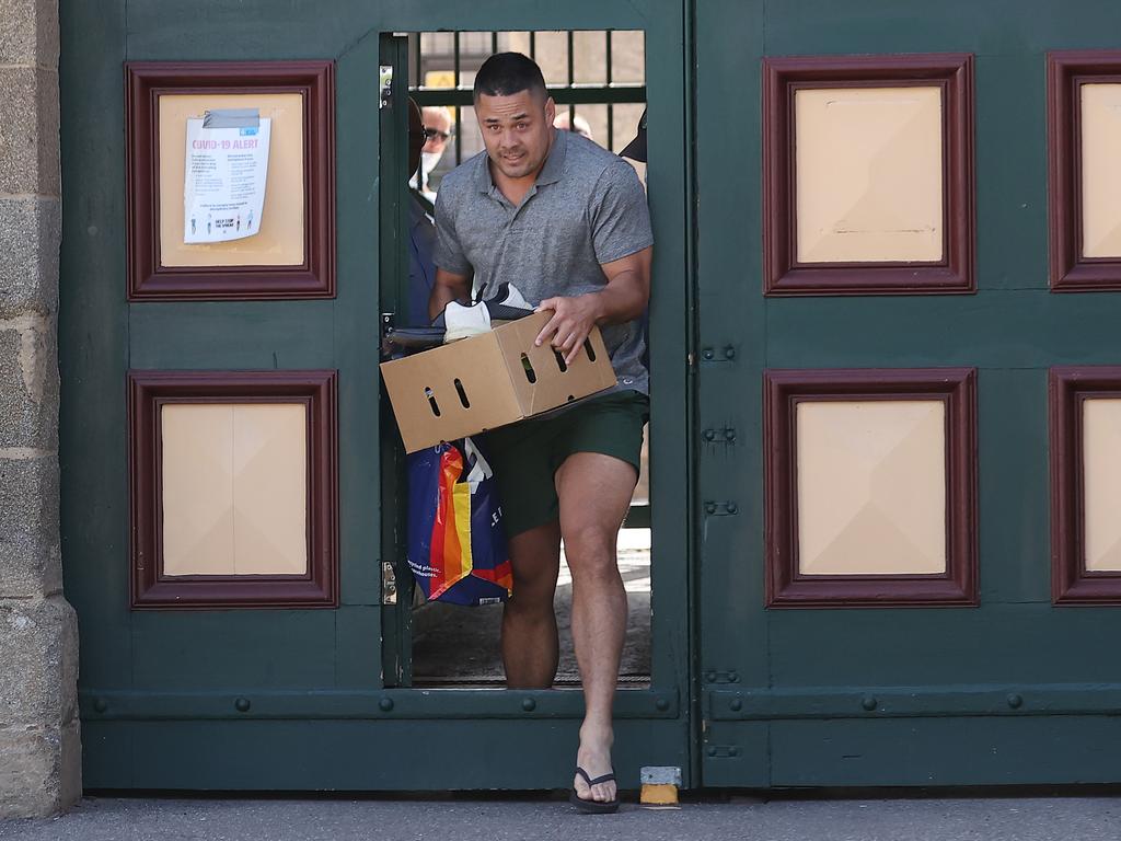 Former NRL star Jarryd Hayne walked out of Cooma Correctional facility with a box of personal items. Picture: NCA NewsWire/Gary Ramage.