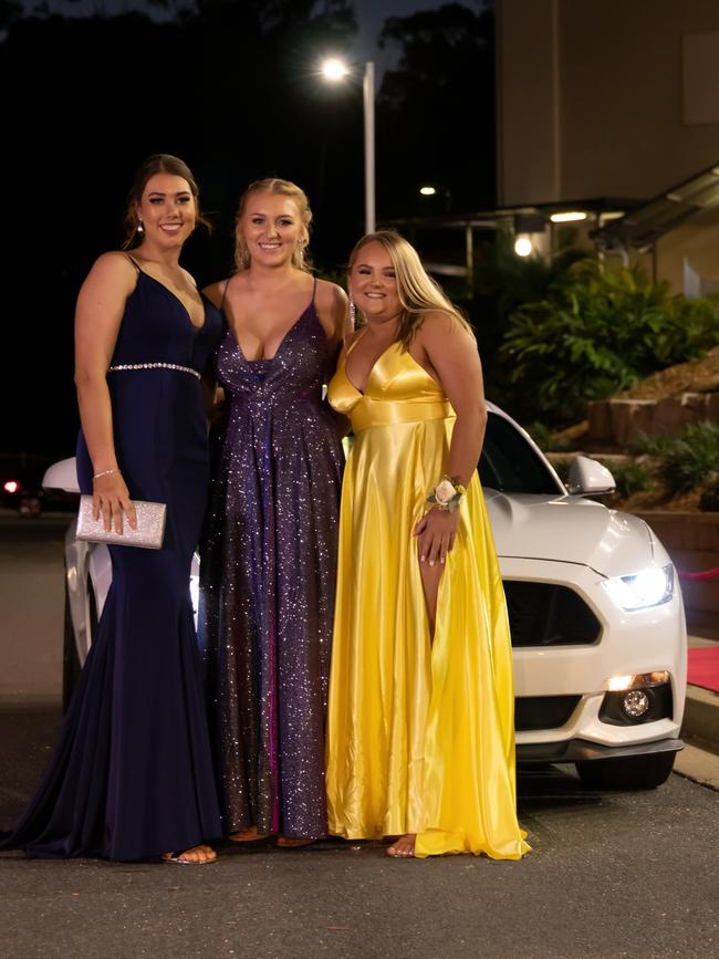 Sarah Dijkstra, Kumbelin Fox and Tayla Edwards. Hillcrest Christian College 2020 school formal. Photo: Supplied