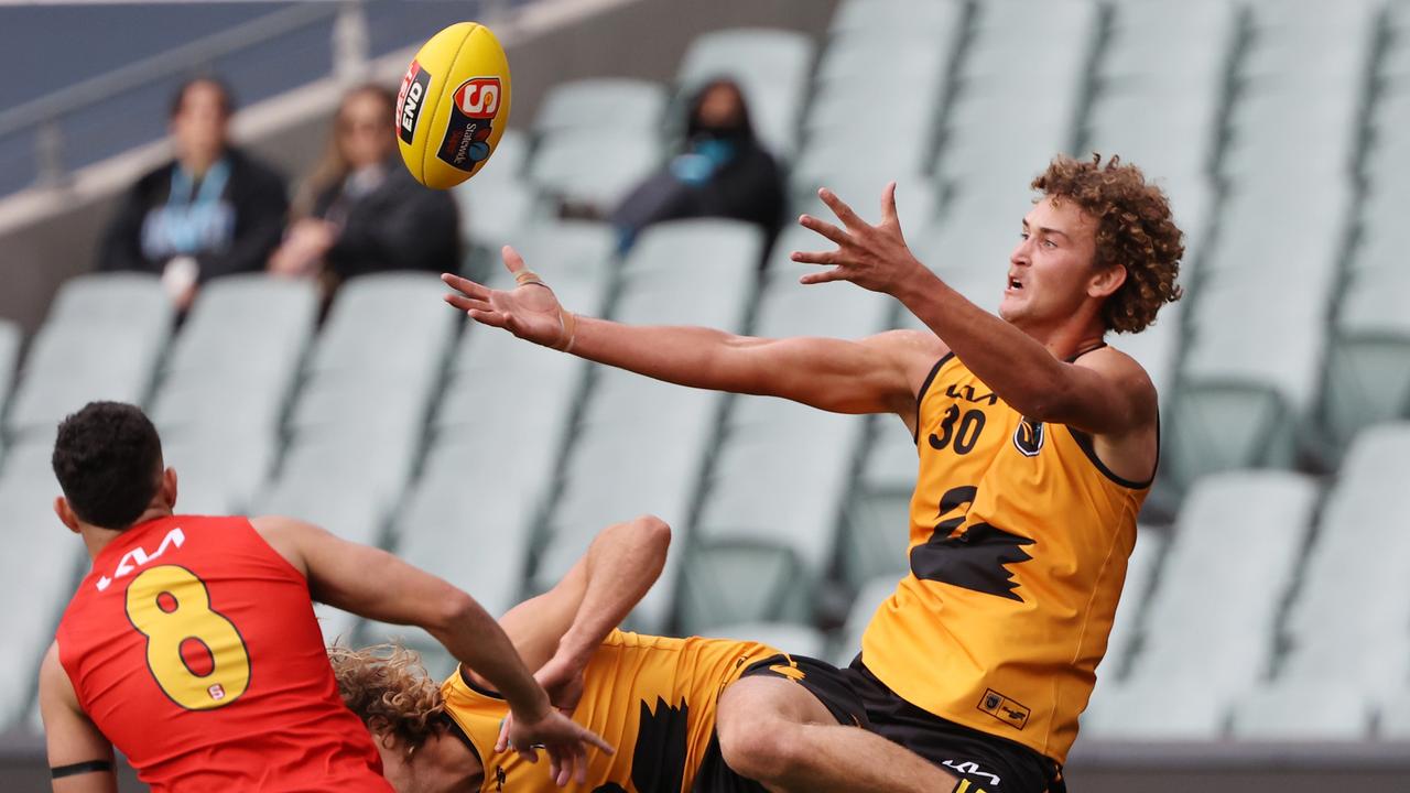 Former Cat Blake Schlensog, competing for the WAFL against the SANFL last year, is trialling at Fremantle. Picture: David Mariuz