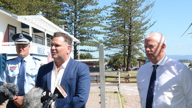 Byron mayor Simon Richardson (centre) and other local authorities have asked Year 12 graduates planning to visit Byron Bay for Schoolies to consider delaying their trip if they can.