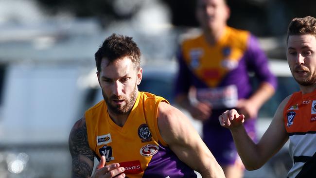 GDFL: Thomson v Geelong West. No 21. Brent Jacques for Thomson.