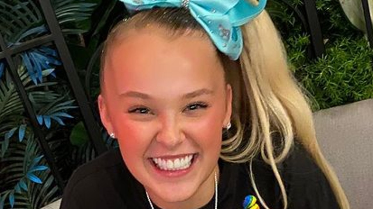 JoJo Siwa shares Instagram photos of new girlfriend Herald Sun